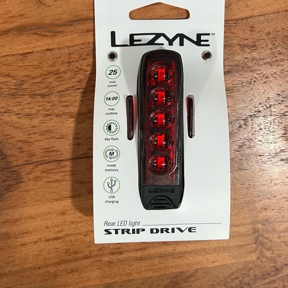 Lezyne Strip Drive 25 Lumen USB Rechargeable Rear Bike Taillight - Picture 3 of 4
